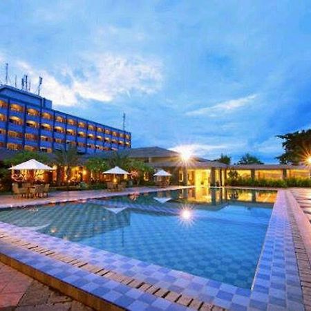 Pangeran Beach Hotel Padang  Eksteriør billede
