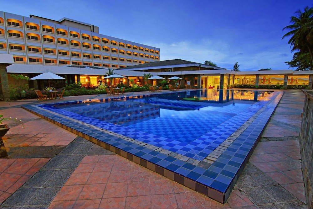 Pangeran Beach Hotel Padang  Eksteriør billede