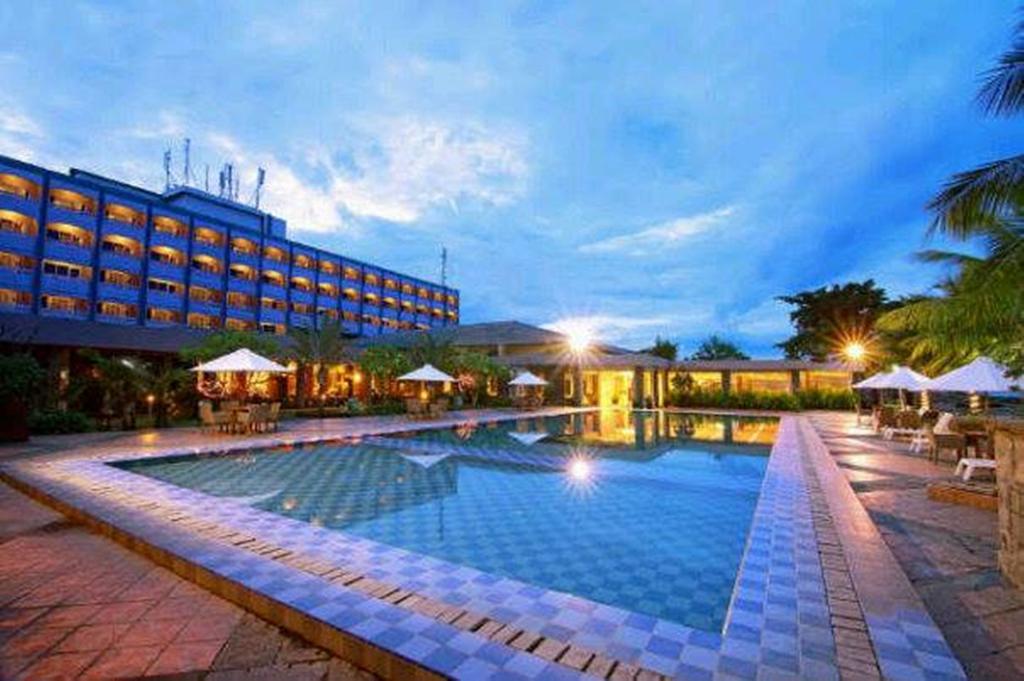 Pangeran Beach Hotel Padang  Eksteriør billede