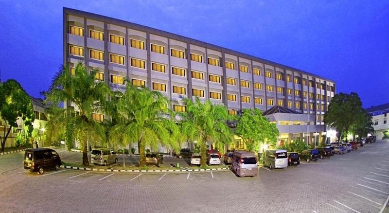 Pangeran Beach Hotel Padang  Eksteriør billede
